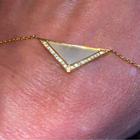 $1,000 Diamond 14K gold mother of pearl triangle necklace Designer Fred Sage - Picture 6 of 16
